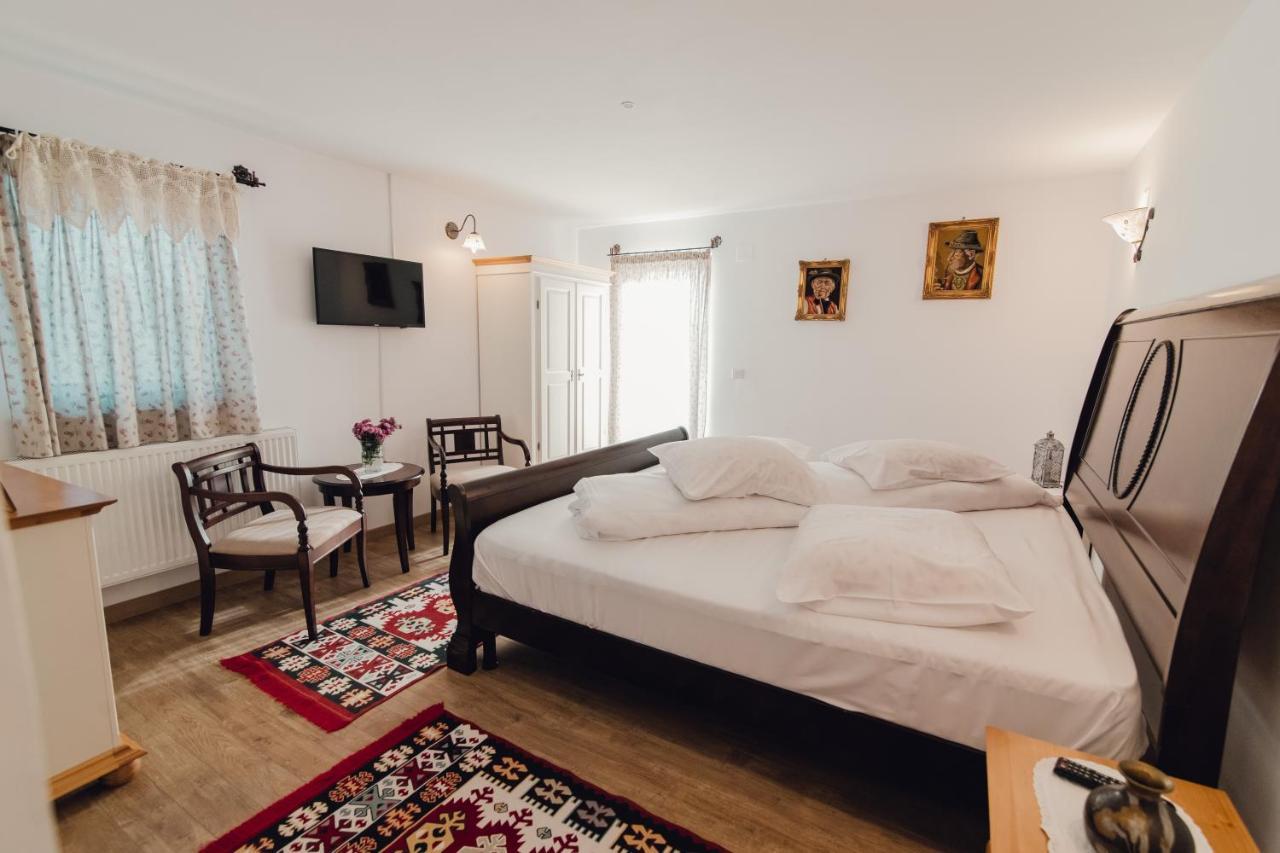 Complex Transalpina Hotel Aninisu din Vale Eksteriør billede